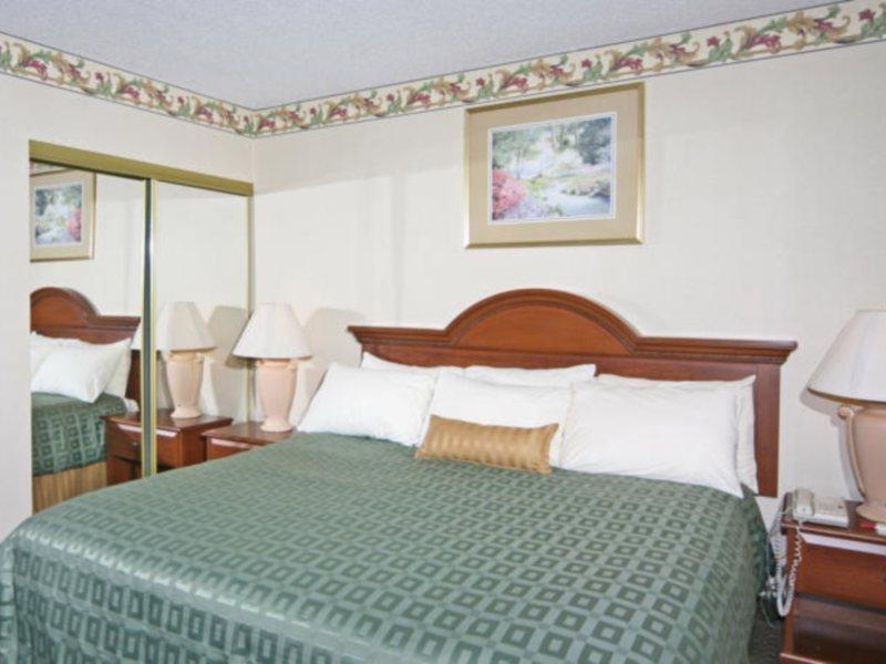 אשוויל Comfort Inn River Ridge מראה חיצוני תמונה